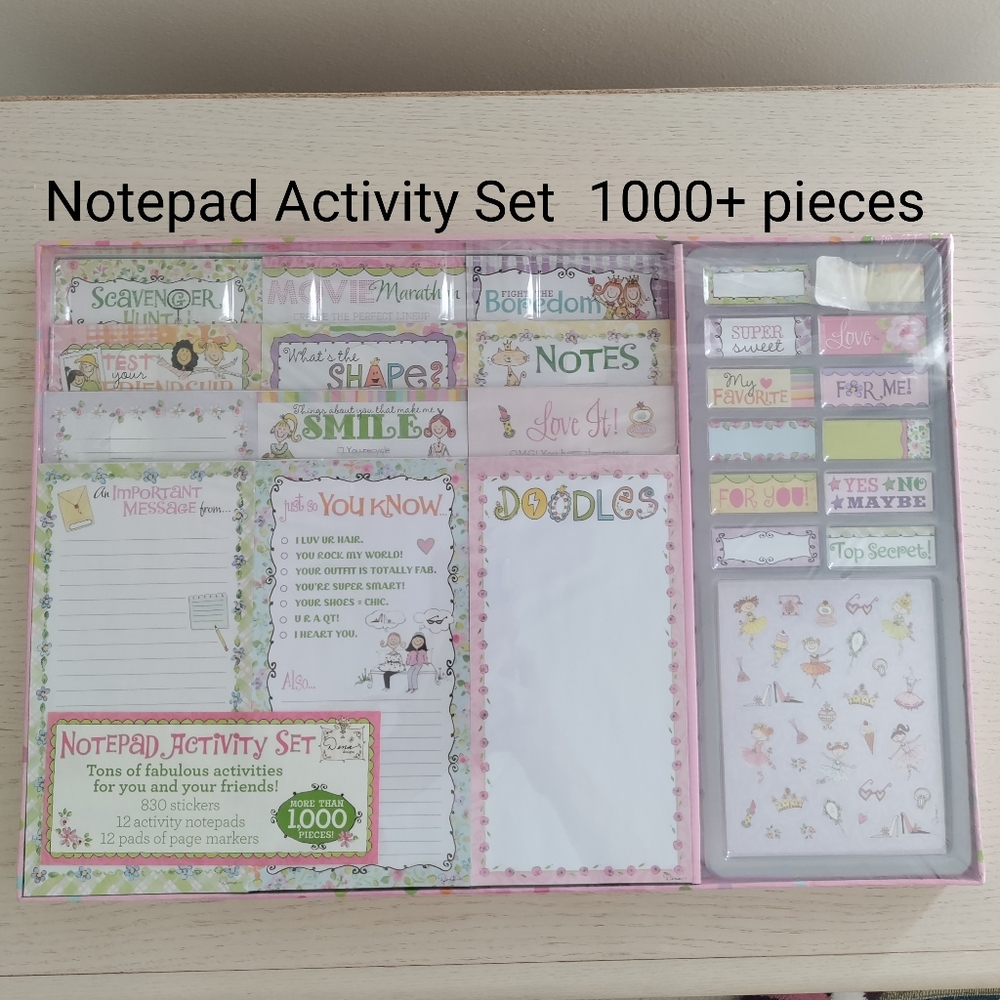 NWT 1000+ Piece Notepad Activity Set